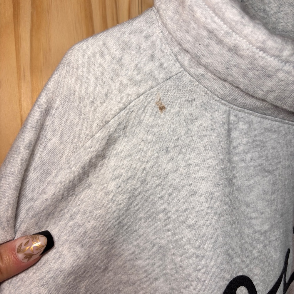 PINK Victoria's Secret Sweatshirt - Picture 4 of 7